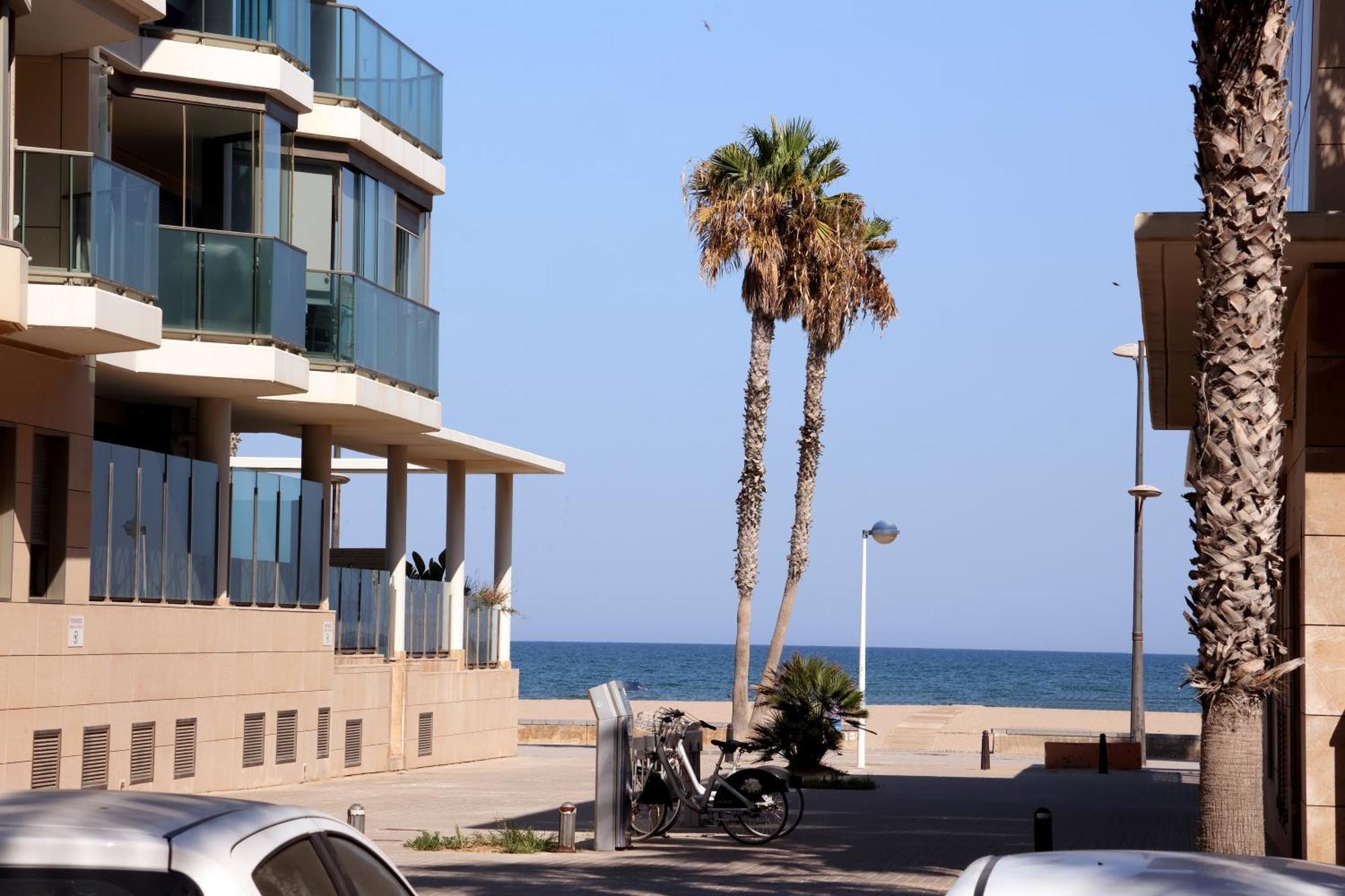 Apartamento Dos Habitaciones Primera Linea De Playa バレンシア エクステリア 写真